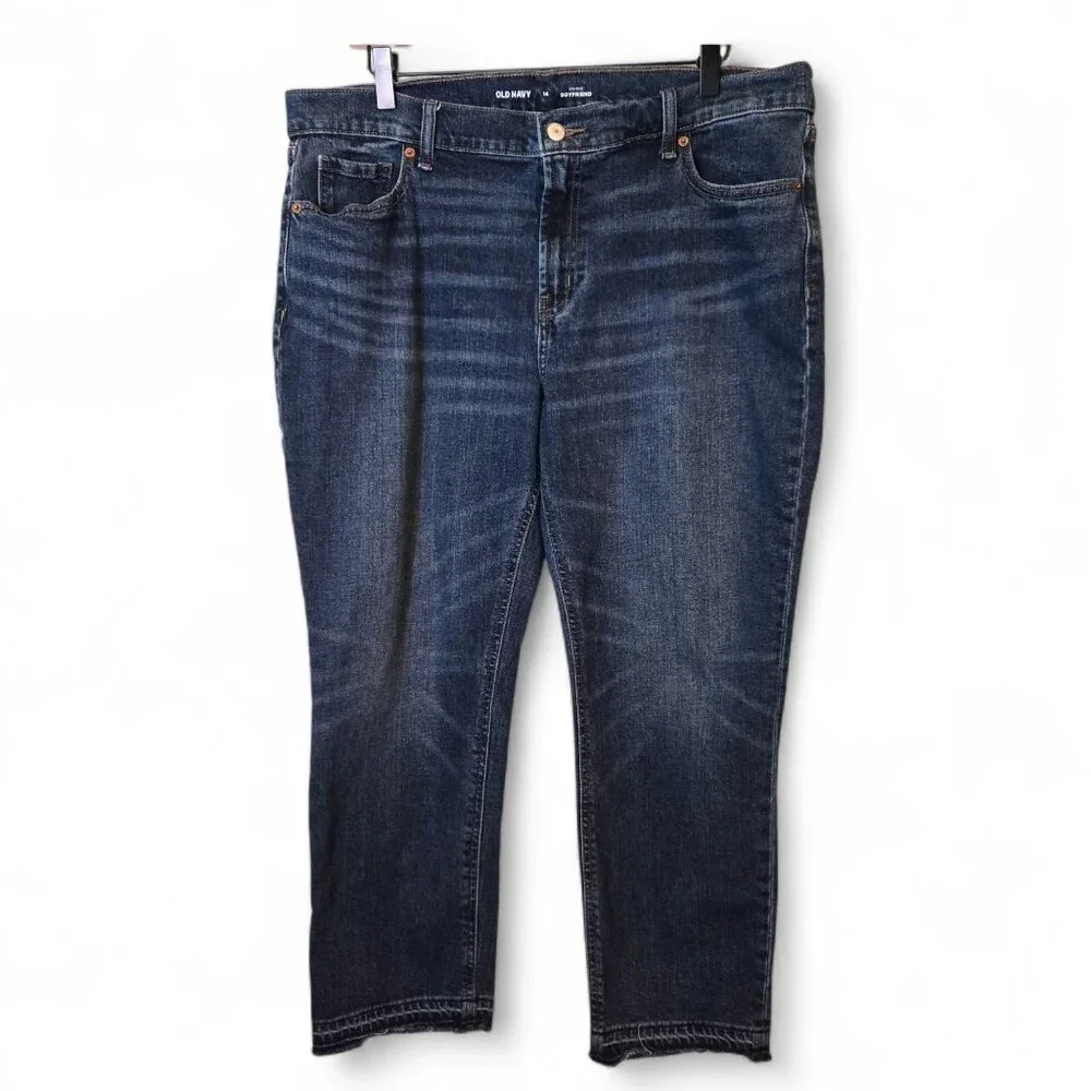 Old Navy jeans womens 14 medium-wash blue mid-rise boyfriend